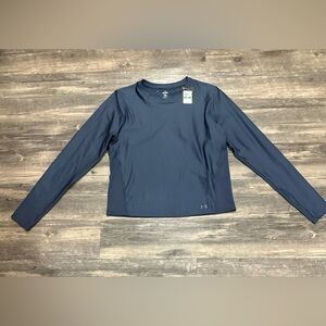 Under Armour womens fitted coupe top